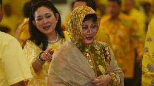 Tutut Serahkan Arsip Penting Soeharto ke Negara